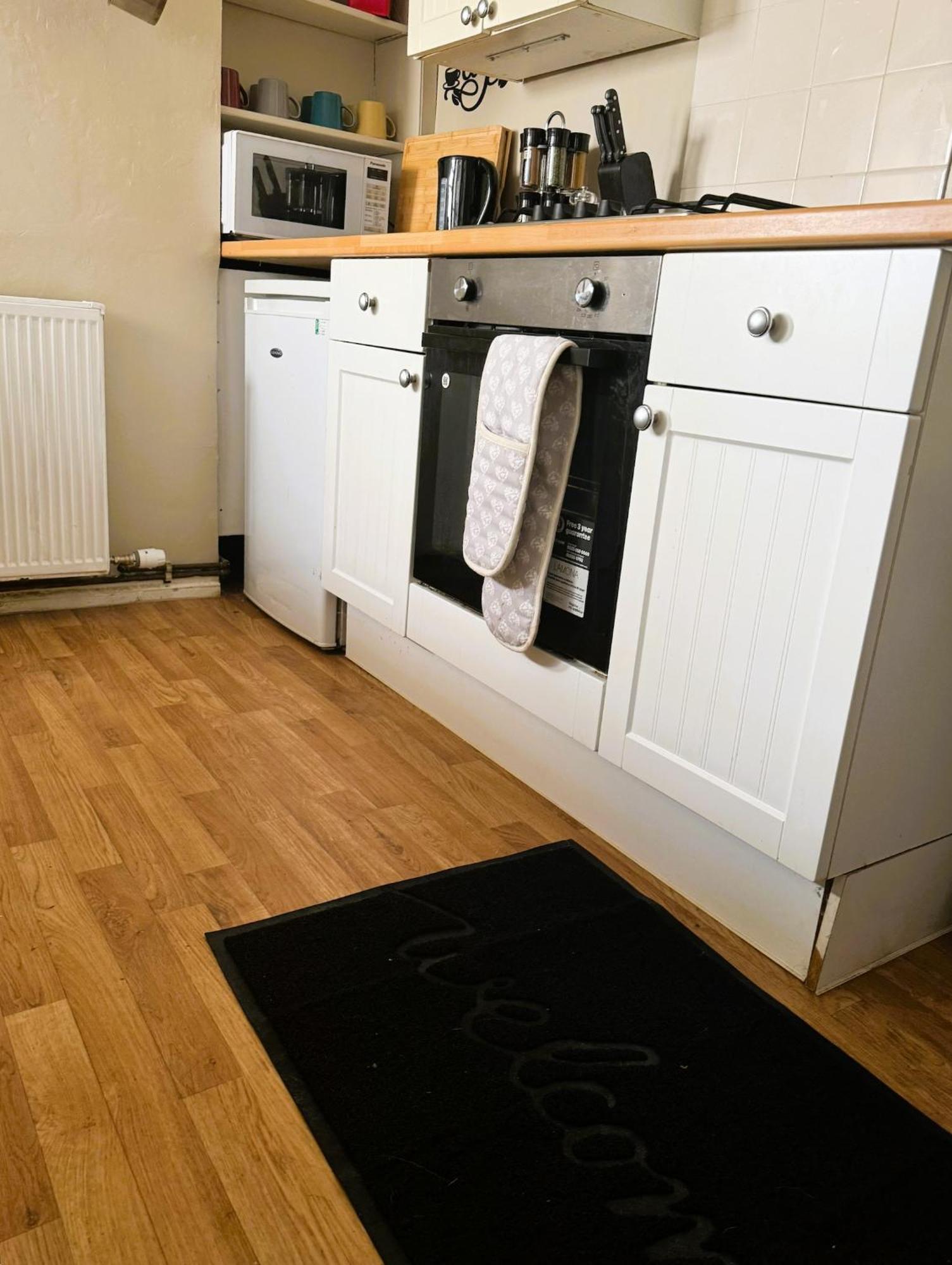 Beautiful Townhouse Next To Royal Victoria Park And Botanical Gardens Within Easy Walking Distance To Bath City Centre Exterior photo